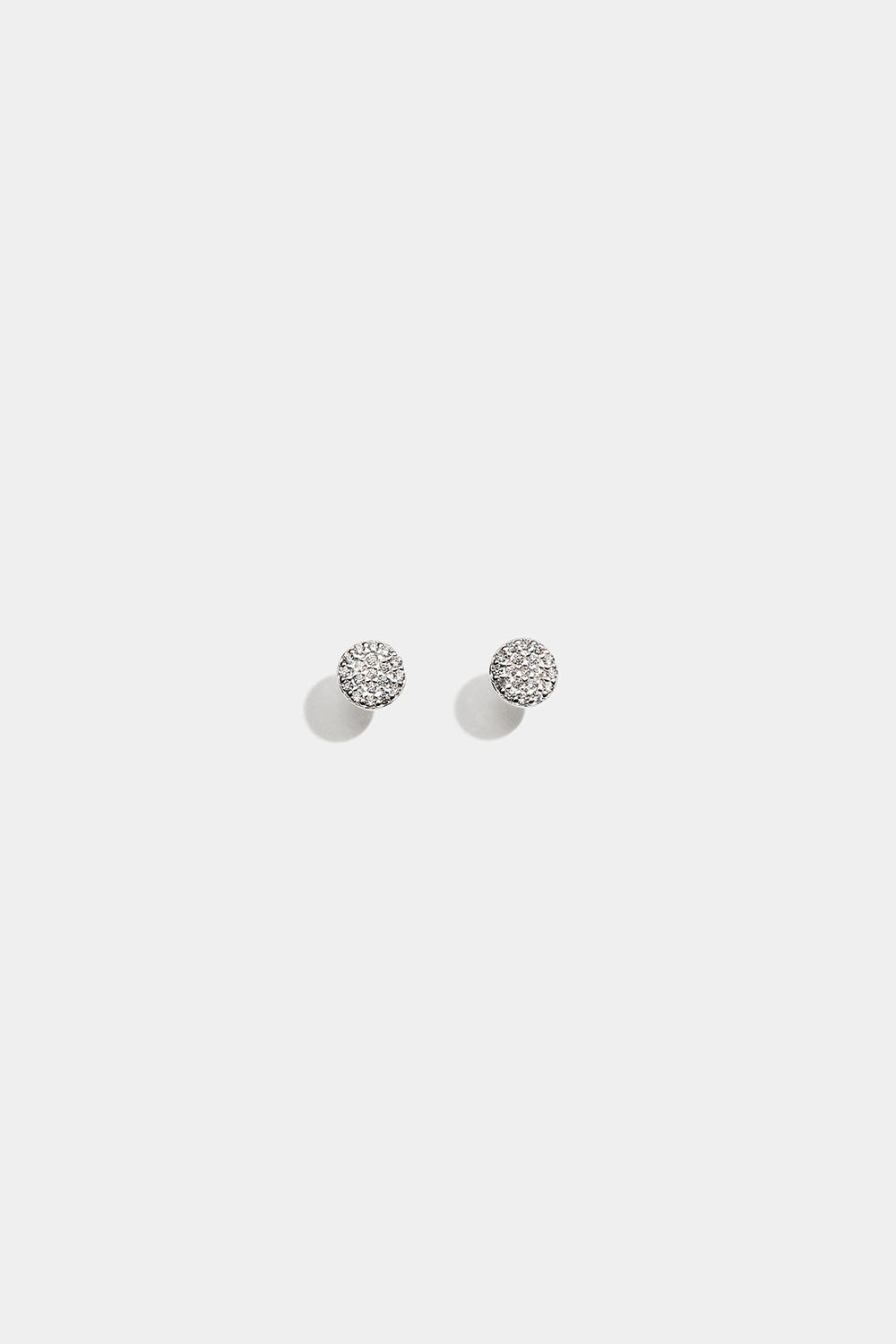 Små runda studs i äkta silver med Cubic Zirconia i gruppen Äkta silver / Silverörhängen / Studs i äkta silver hos Glitter (553005511001)