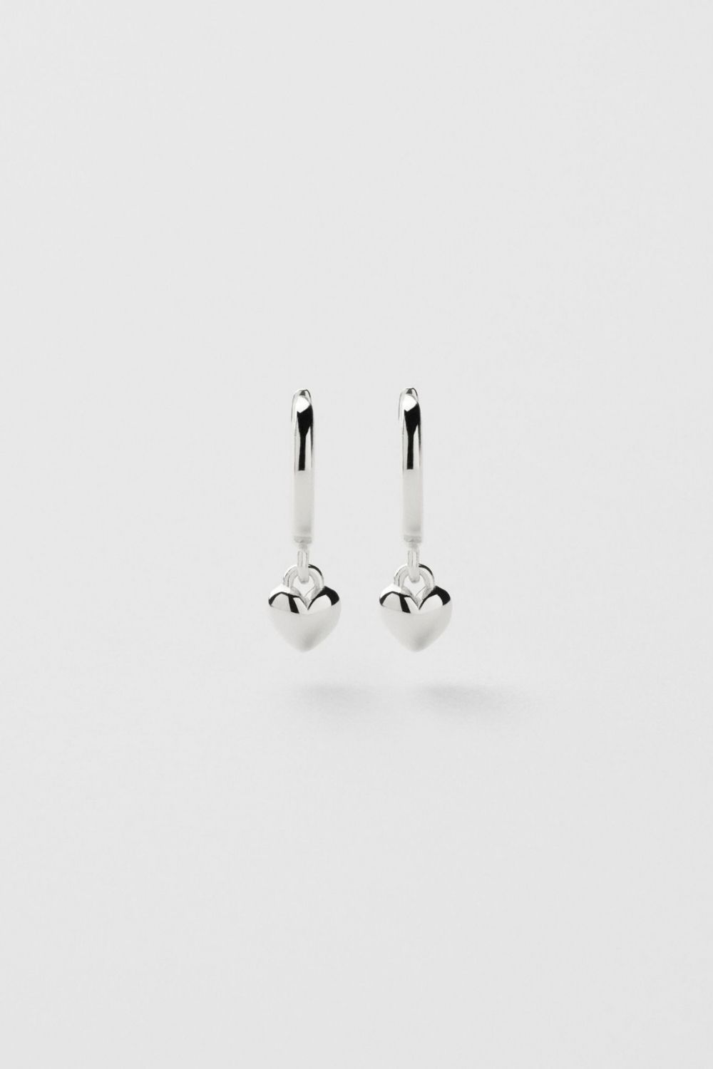Mini Puffy Heart Hoops i gruppen Safira hos Glitter (553005791001)