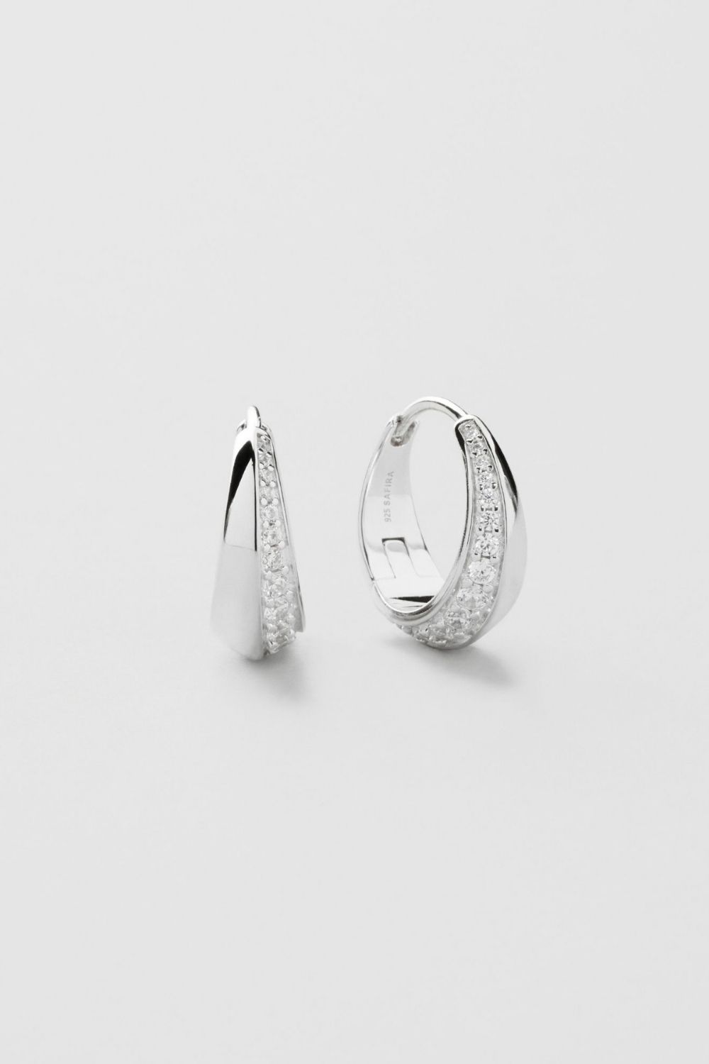 Nova Bling Hoops i gruppen Äkta silver / Silverörhängen / Hoops i äkta silver hos Glitter (553005911001)