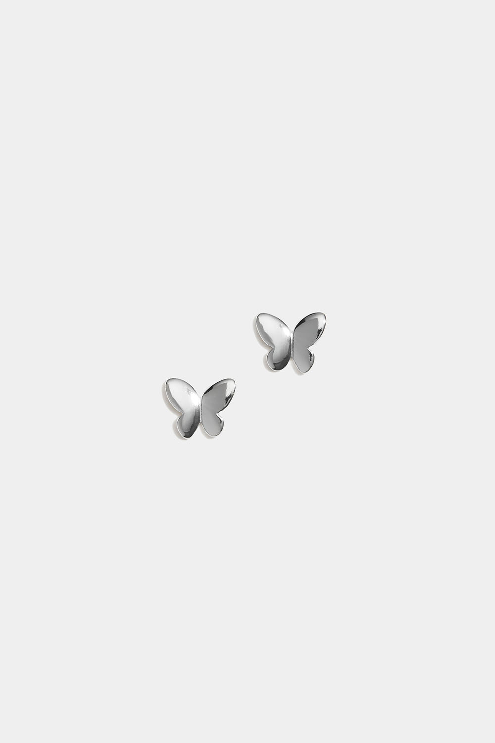 Små studs i äkta silver med fjärilar i gruppen Äkta silver / Silverörhängen / Studs i äkta silver hos Glitter (553006131000)