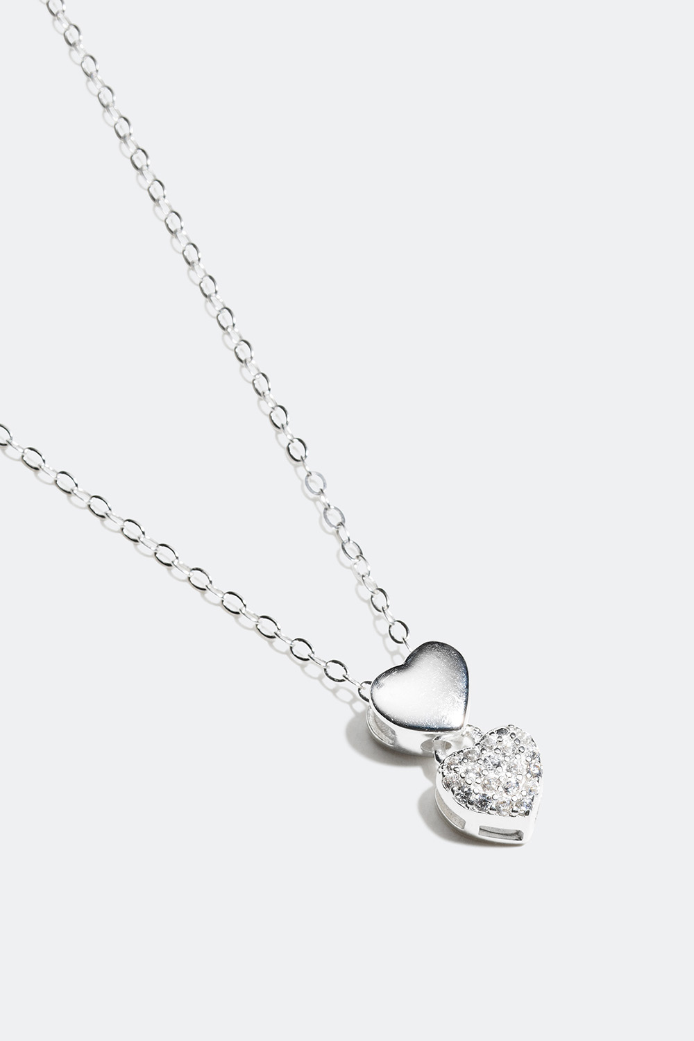 Halsband i äkta silver med hänge av två hjärtan i gruppen Äkta silver / Silverhalsband / Halsband med hänge hos Glitter (55400018)