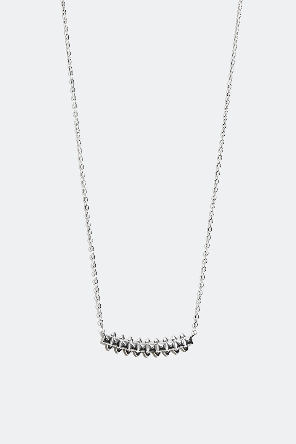 Halsband i äkta silver med mönstrat hänge i gruppen Äkta silver / Silverhalsband / Halsband i äkta silver med hänge hos Glitter (554000701001)