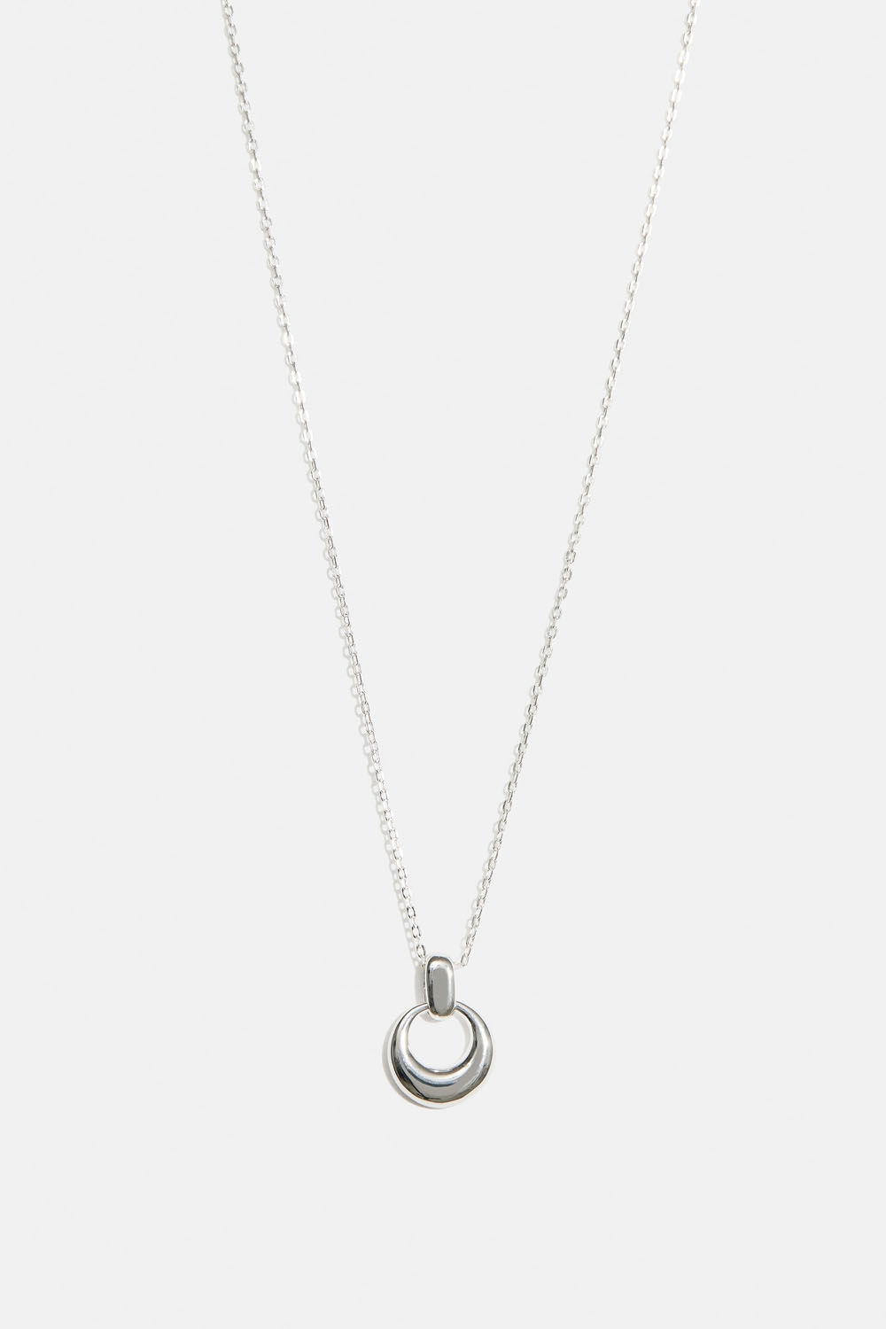 Halsband i äkta silver med cirkelhänge i gruppen Äkta silver / Silverhalsband hos Glitter (554001341001)