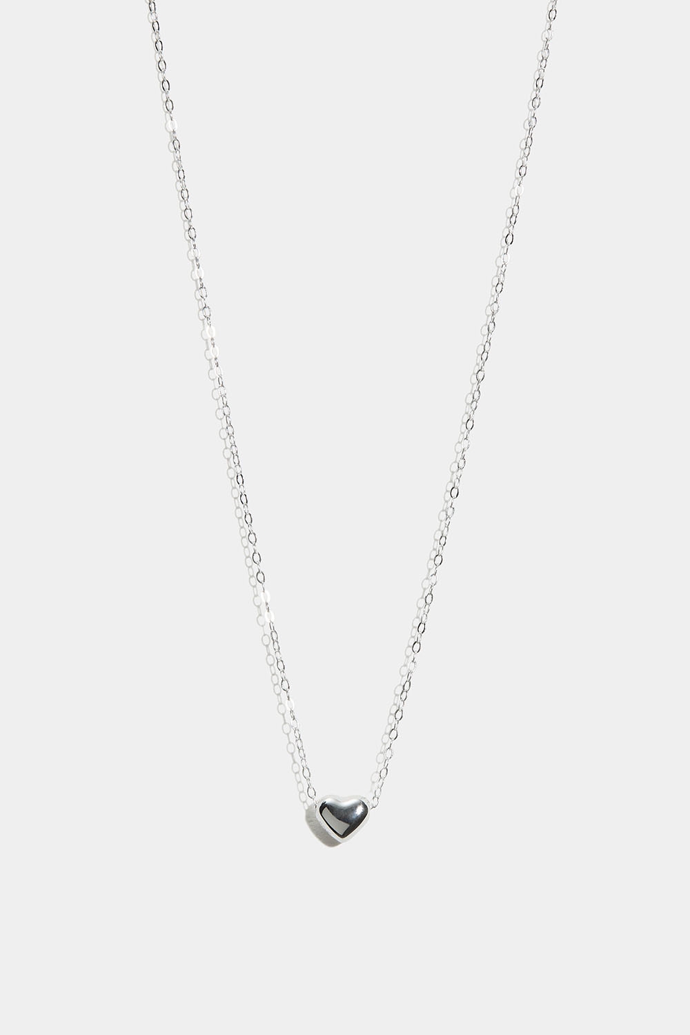 Halsband i äkta silver med hjärtberlock i gruppen Äkta silver / Silverhalsband / Halsband i äkta silver med hänge hos Glitter (554001361001)