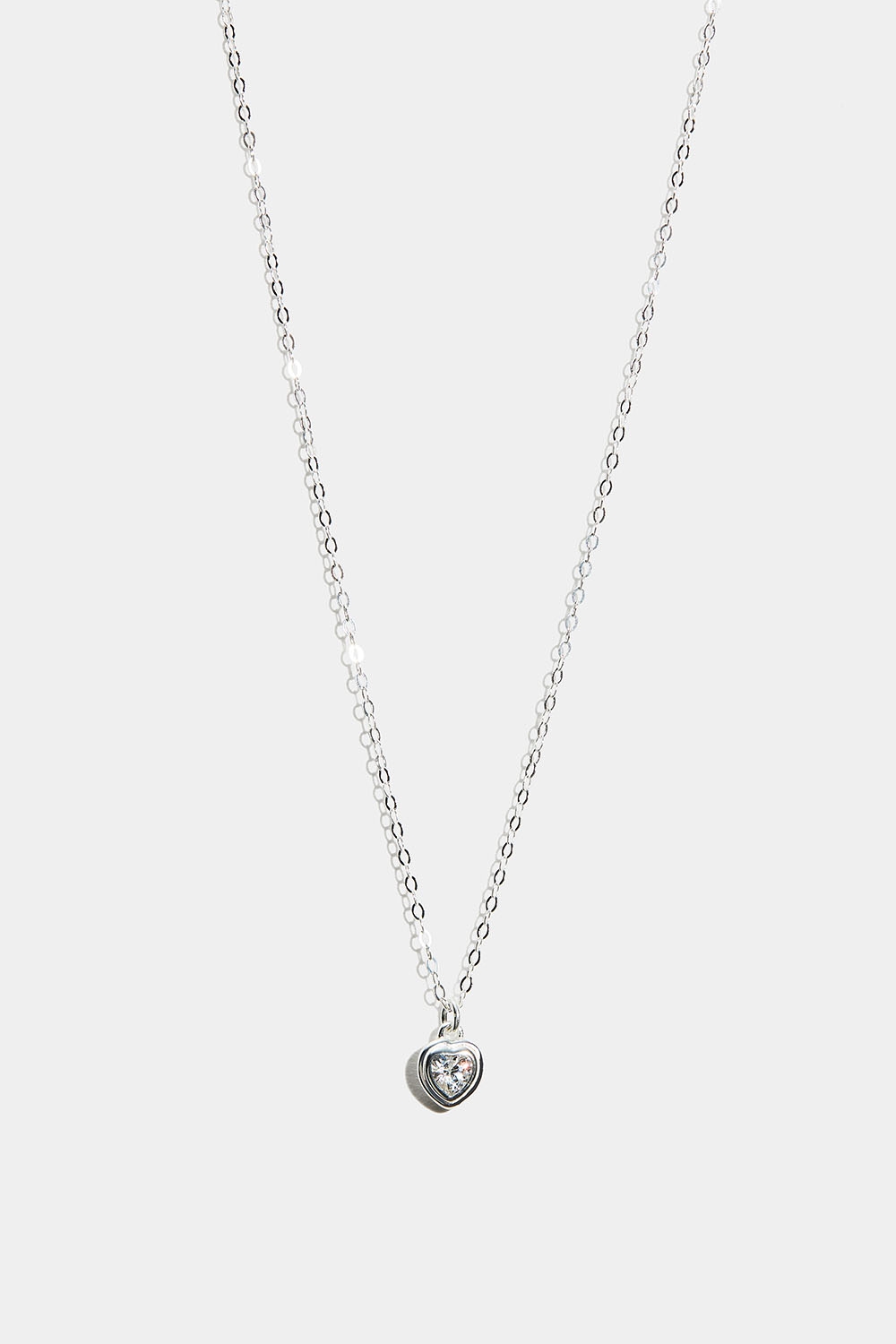 Halsband i äkta silver med hjärtformad Cubic Zirconia i gruppen Äkta silver / Silverhalsband / Halsband i äkta silver med hänge hos Glitter (554001431001)