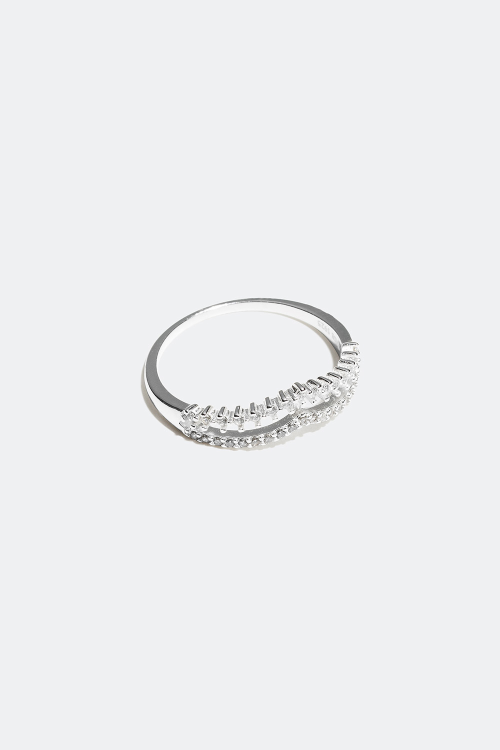 Ring i äkta silver med v-formad design i gruppen Äkta silver / Silverringar / Silver hos Glitter (55600006)