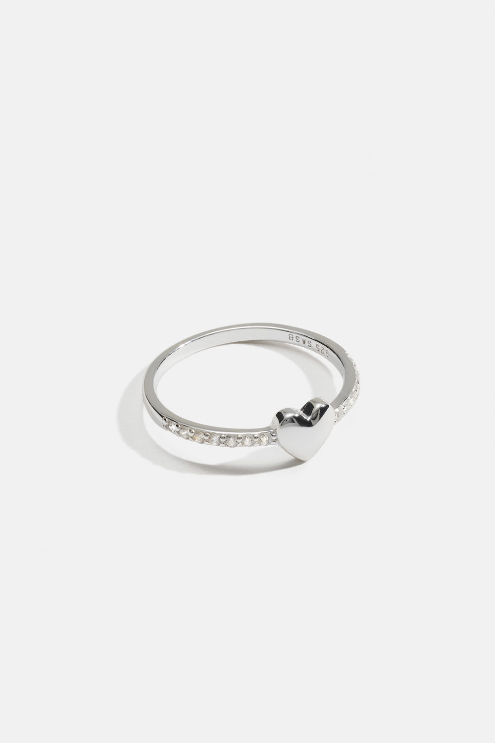 Ring i äkta silver med litet hjärta och Cubic Zirconia i gruppen Store week / 2534 hos Glitter (5560009610)