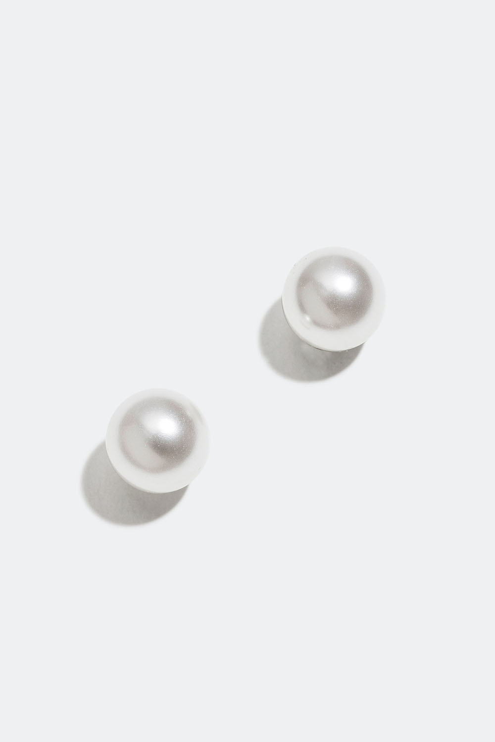 Klassiska örhängen i äkta silver