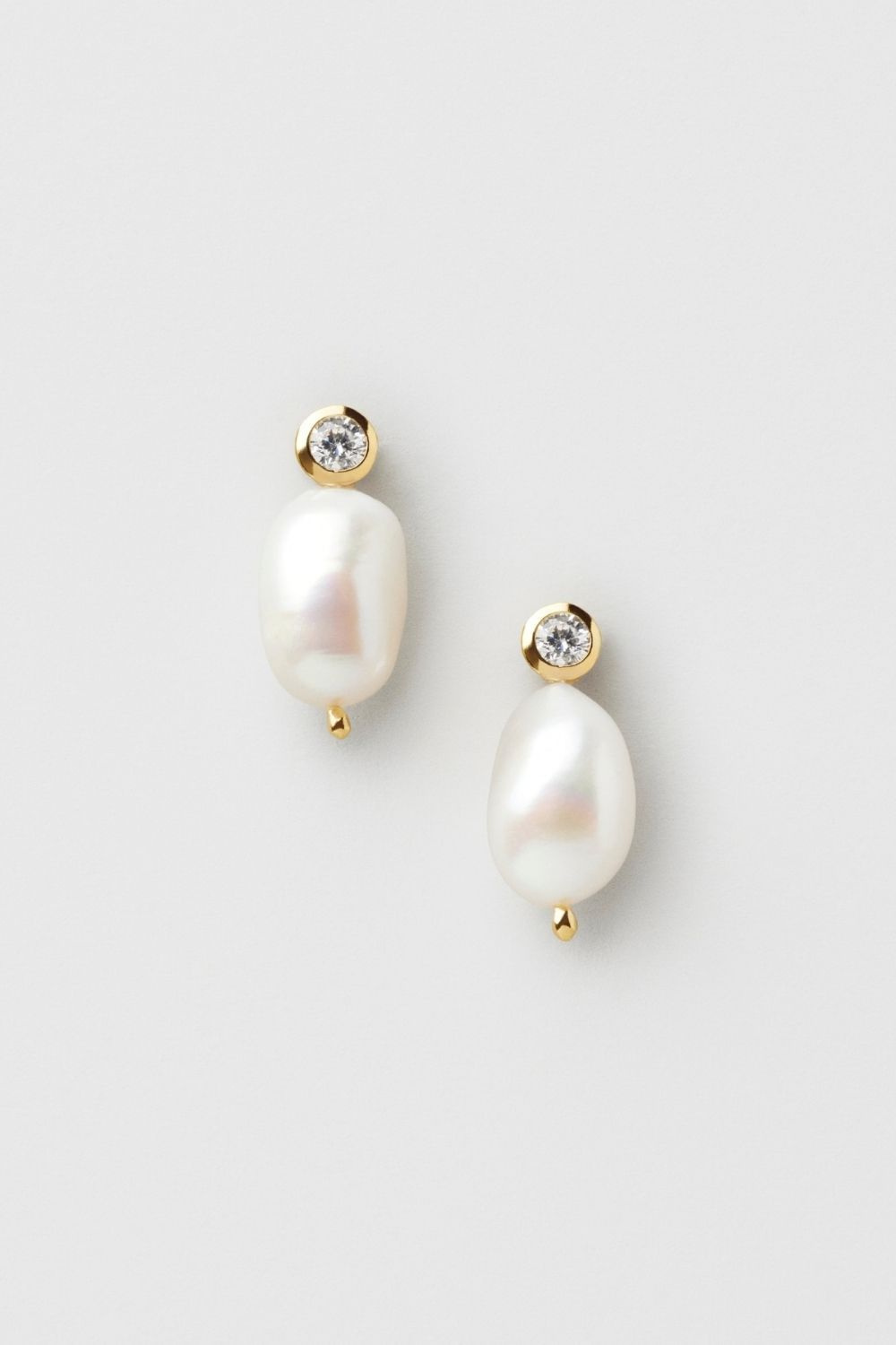 Harlow Pearl Earrings 24k Gold Plated