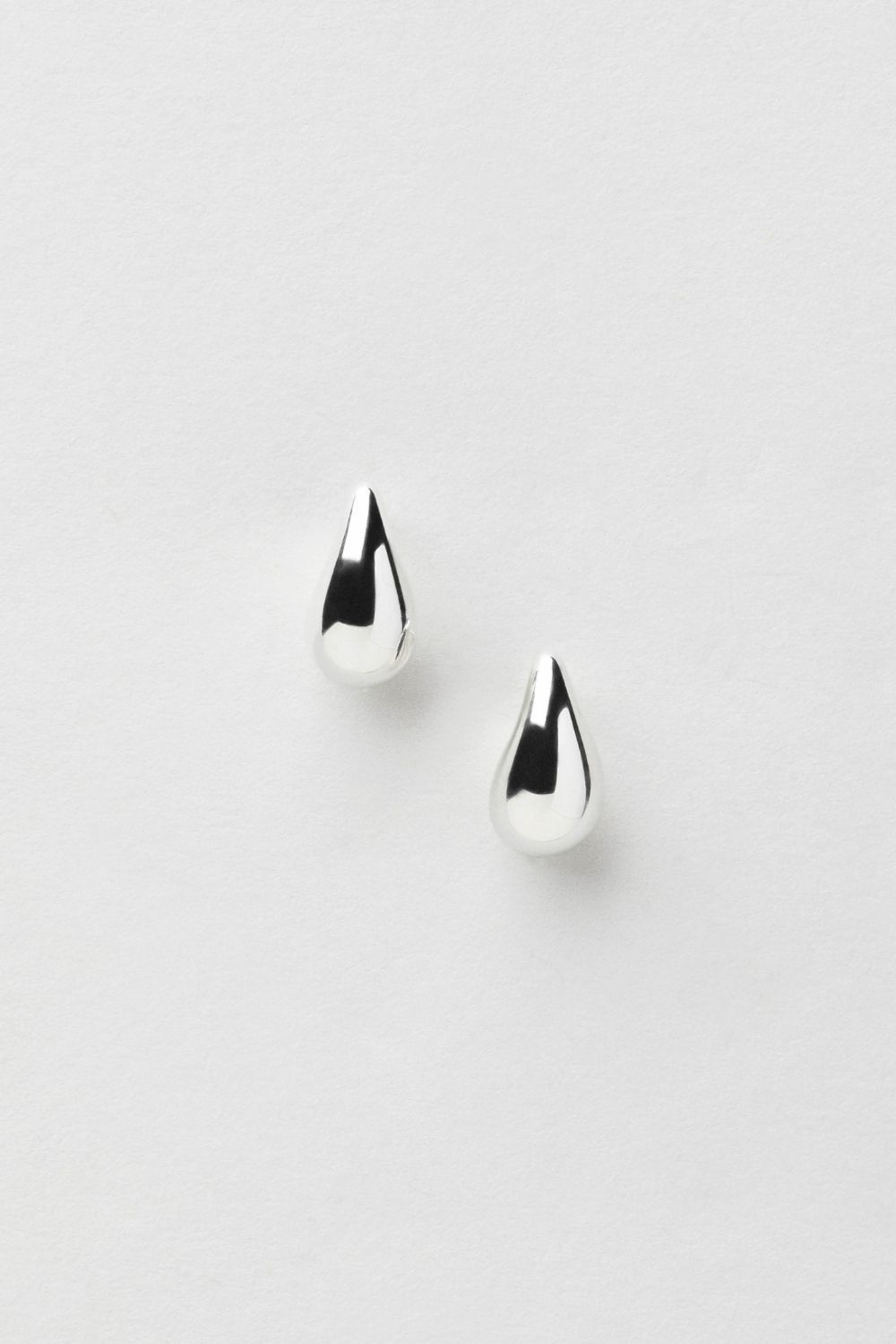 Celine Drop Earrings (S)