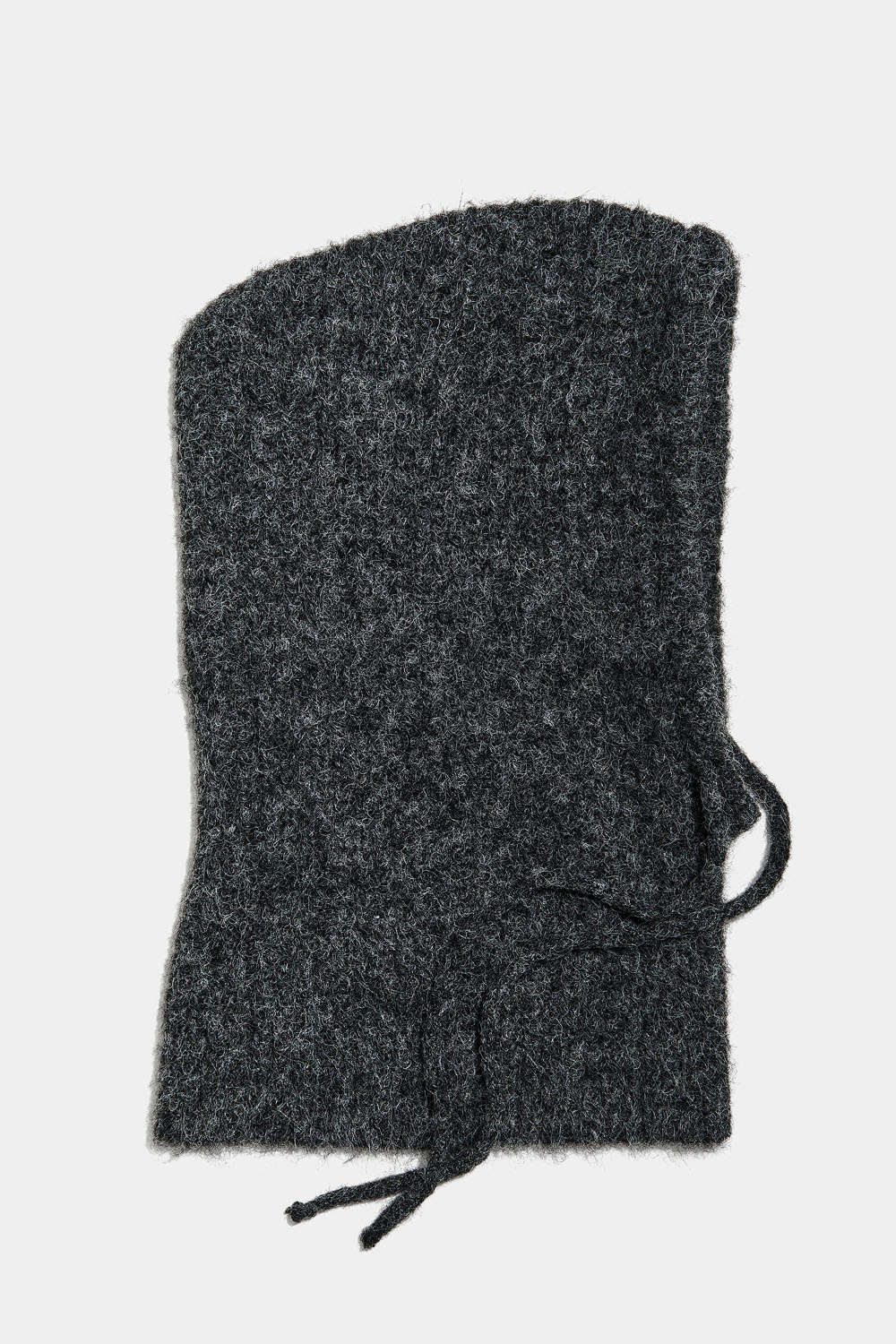 Mörkgrå ribbstickad balaklava