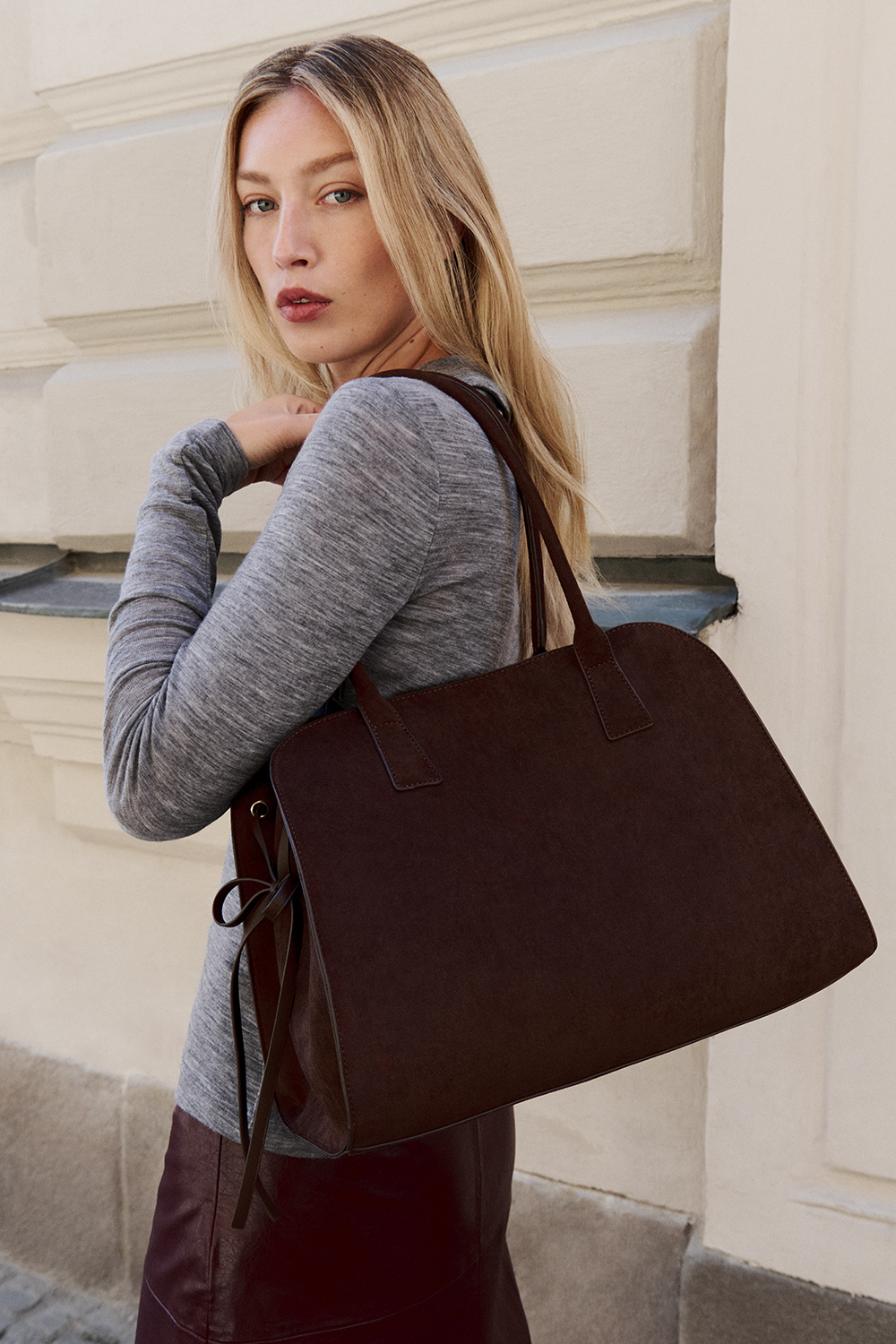 Stor brun shopper med rundade kanter