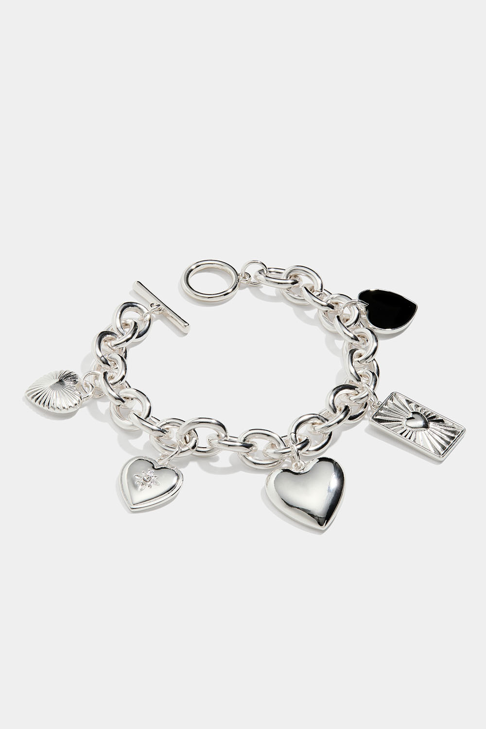 Kedjearmband med hjärtberlocker i silver / svart