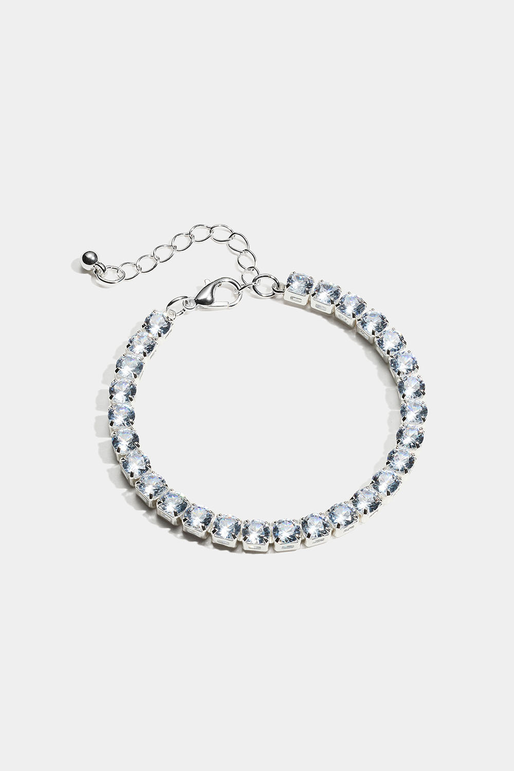 Armband med fyrkantiga glasstenar