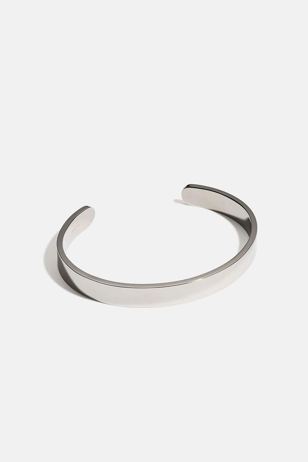 Bred bangle i stål