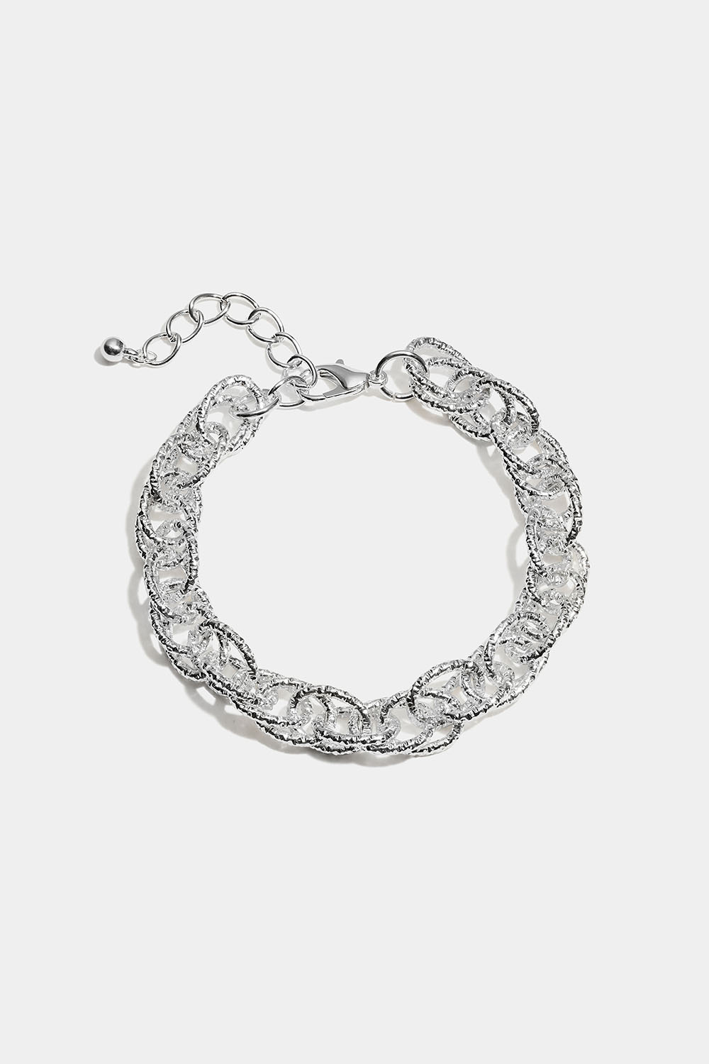 Kedjearmband med hamrad design