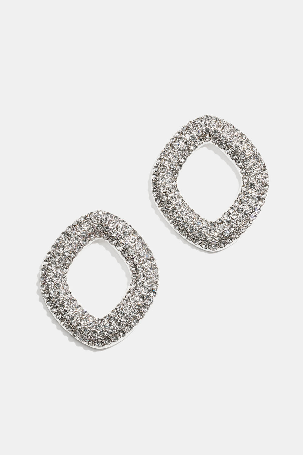 Örhängen i diamantform och strass