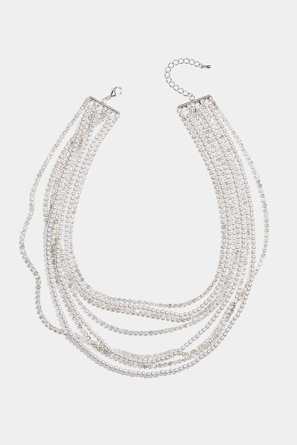 Halsband med åtta kedjor i strass och pärlor