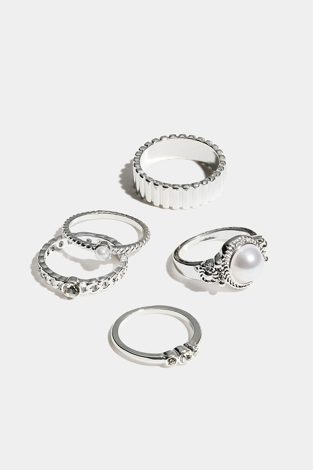 Ringar i olika storlekar med pärlor och glasstenar, 5-pack