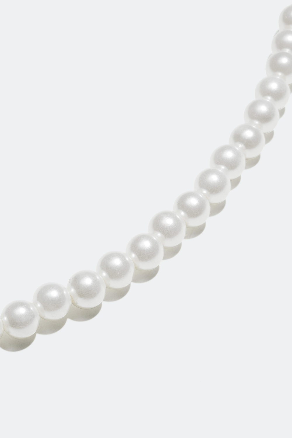 Halsband med plastpärlor 140 cm