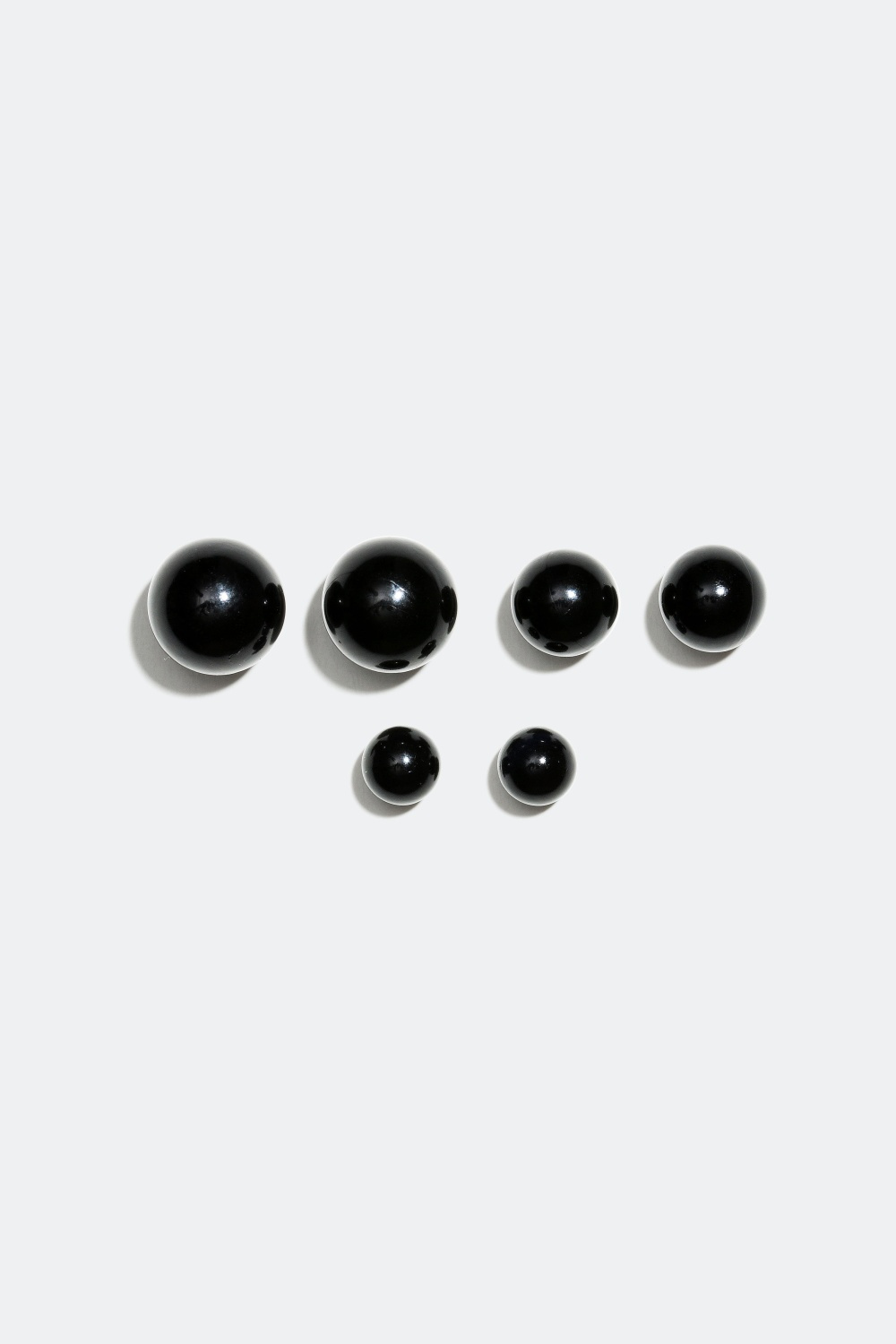 Studs med svarta pärlor, 3-pack