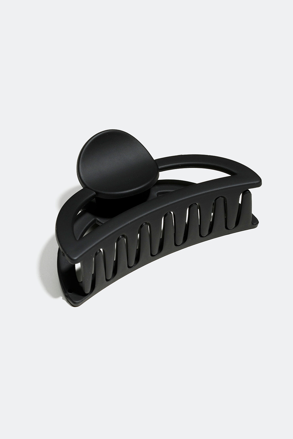 Hårklämma i matt plast