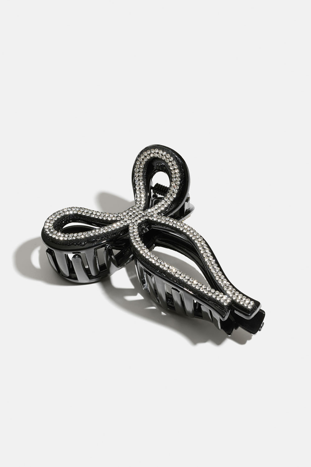 Hårklämma i rosettform med strass