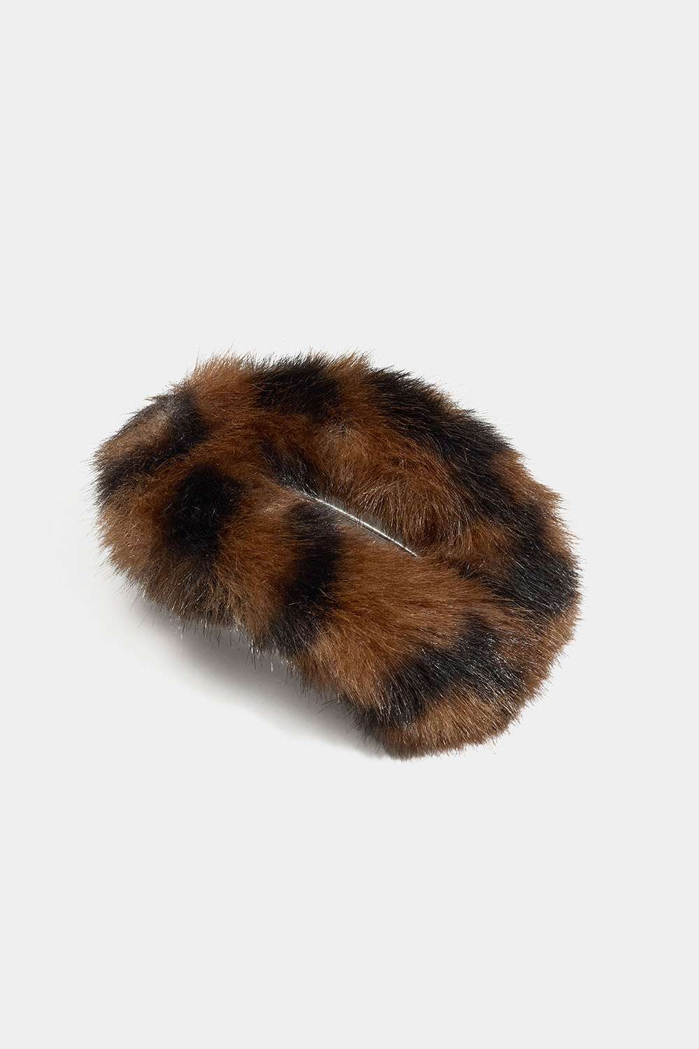 Fluffig platt hårklämma med leopardmönster