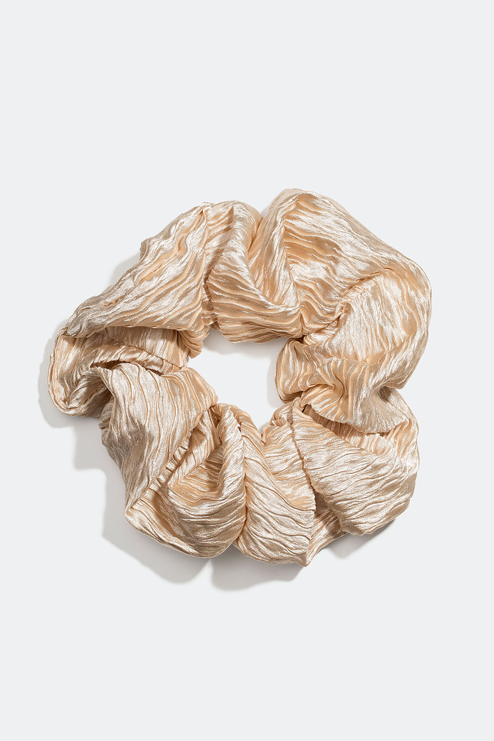 Stor beige scrunchie med plisserat tyg