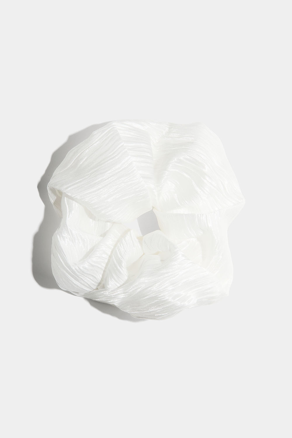 Stor vit skimrig scrunchie