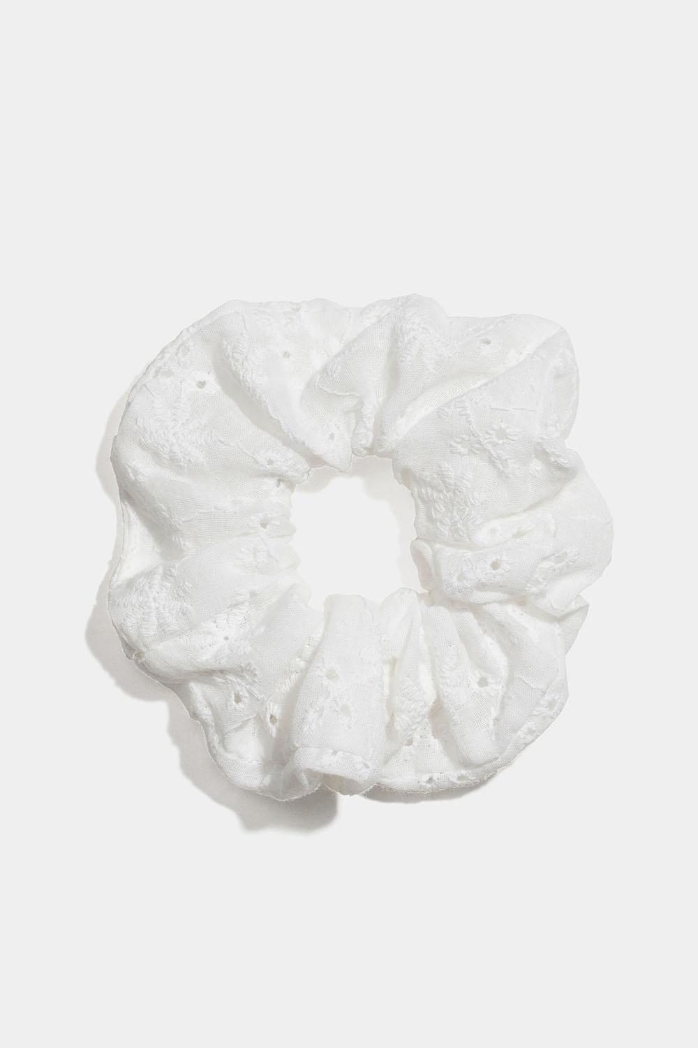 Broderad scrunchie, vit