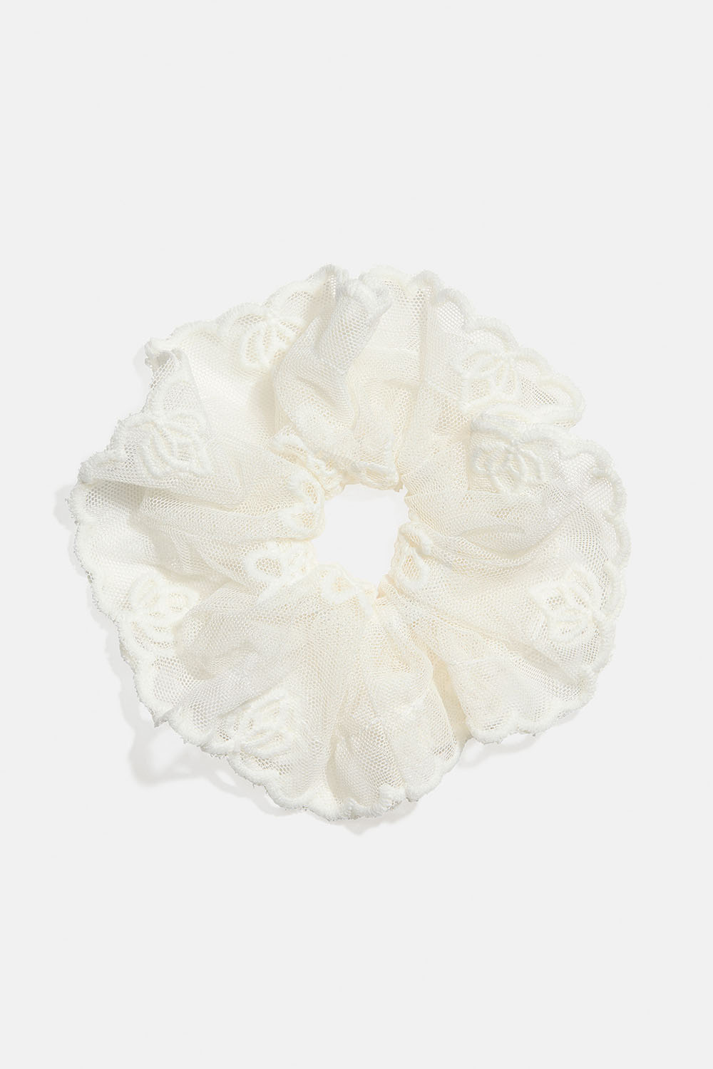 Vit scrunchie med spetstyg