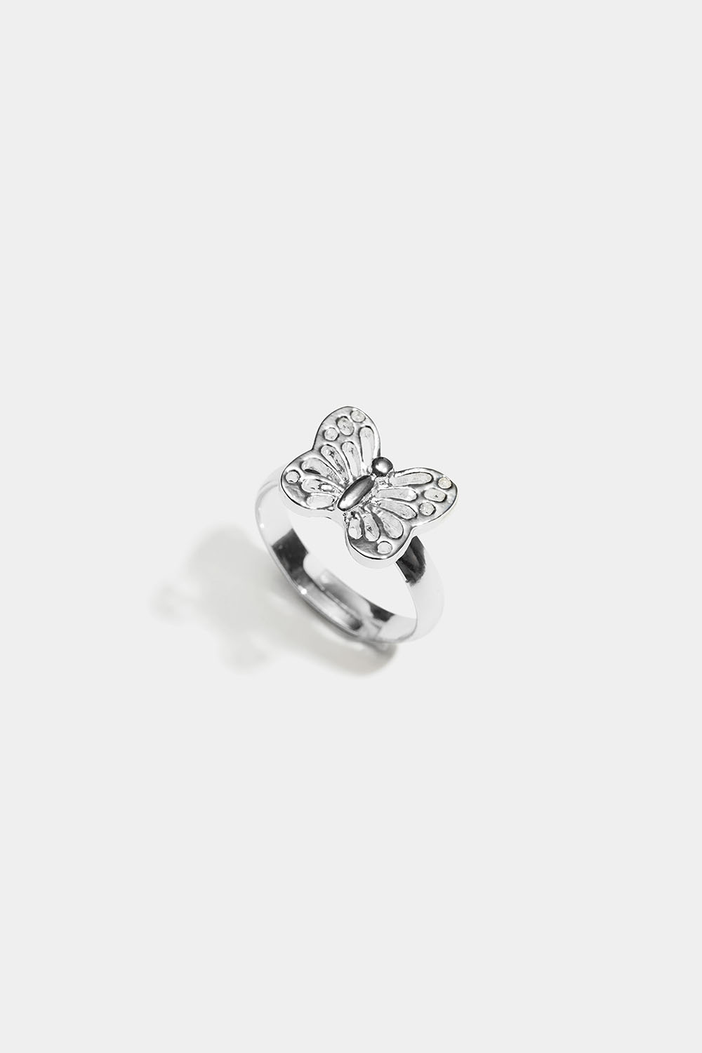 Justerbar ring med fjäril