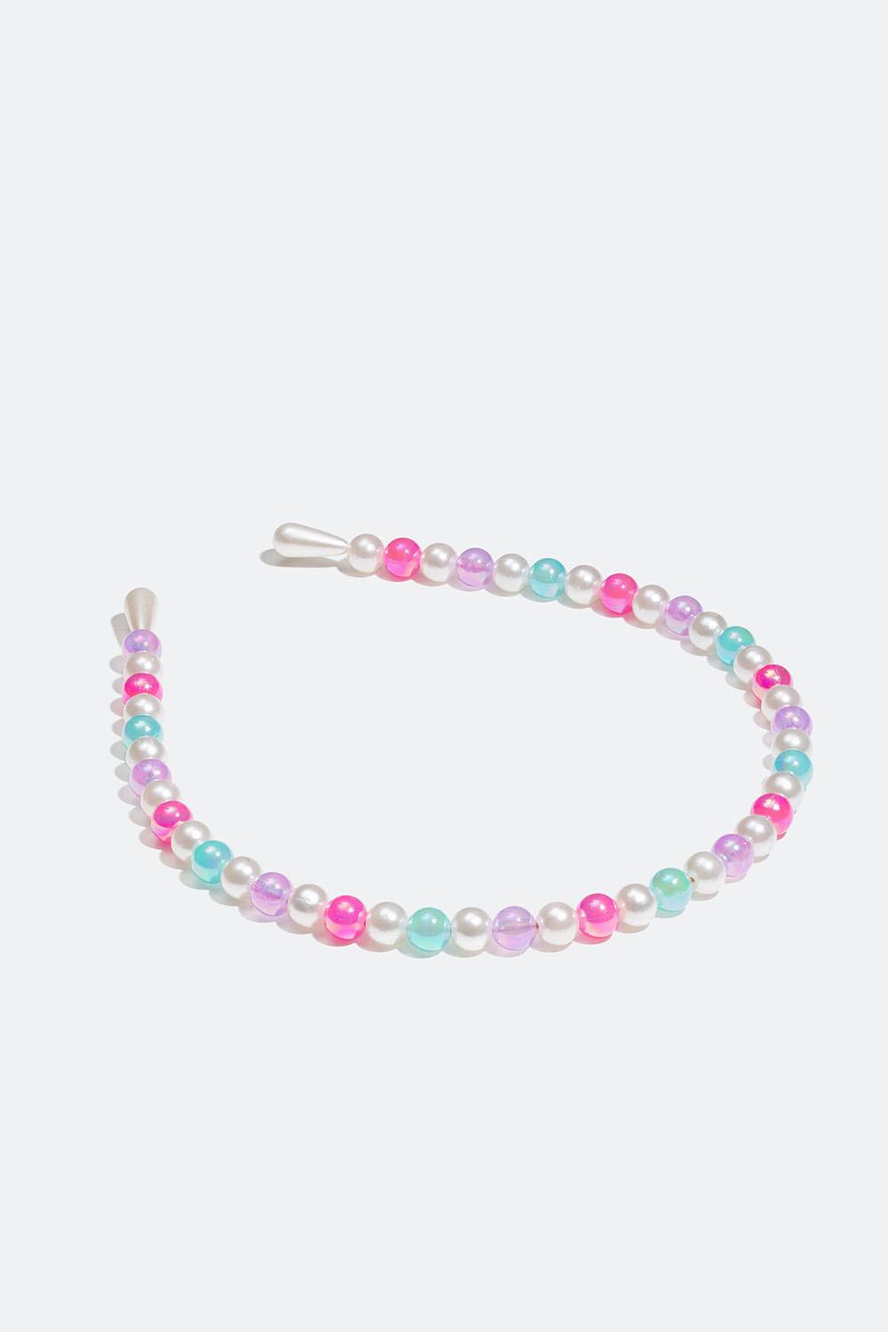 Diadem med pärlor i olika färg