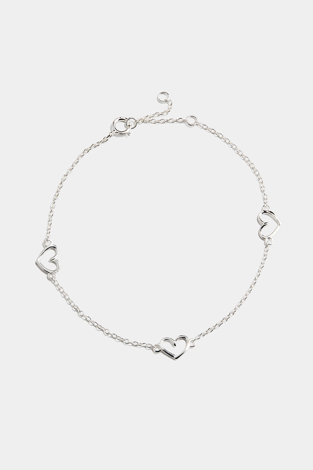 Armband i äkta silver med tre hjärtan