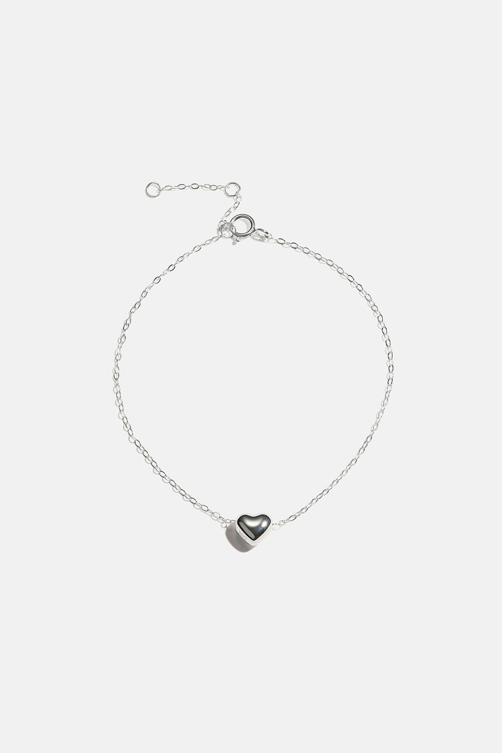 Armband i äkta silver med hjärtberlock