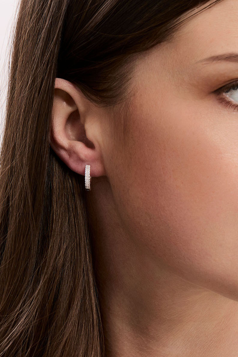 Hoops i äkta silver med två rader cubic zirconia