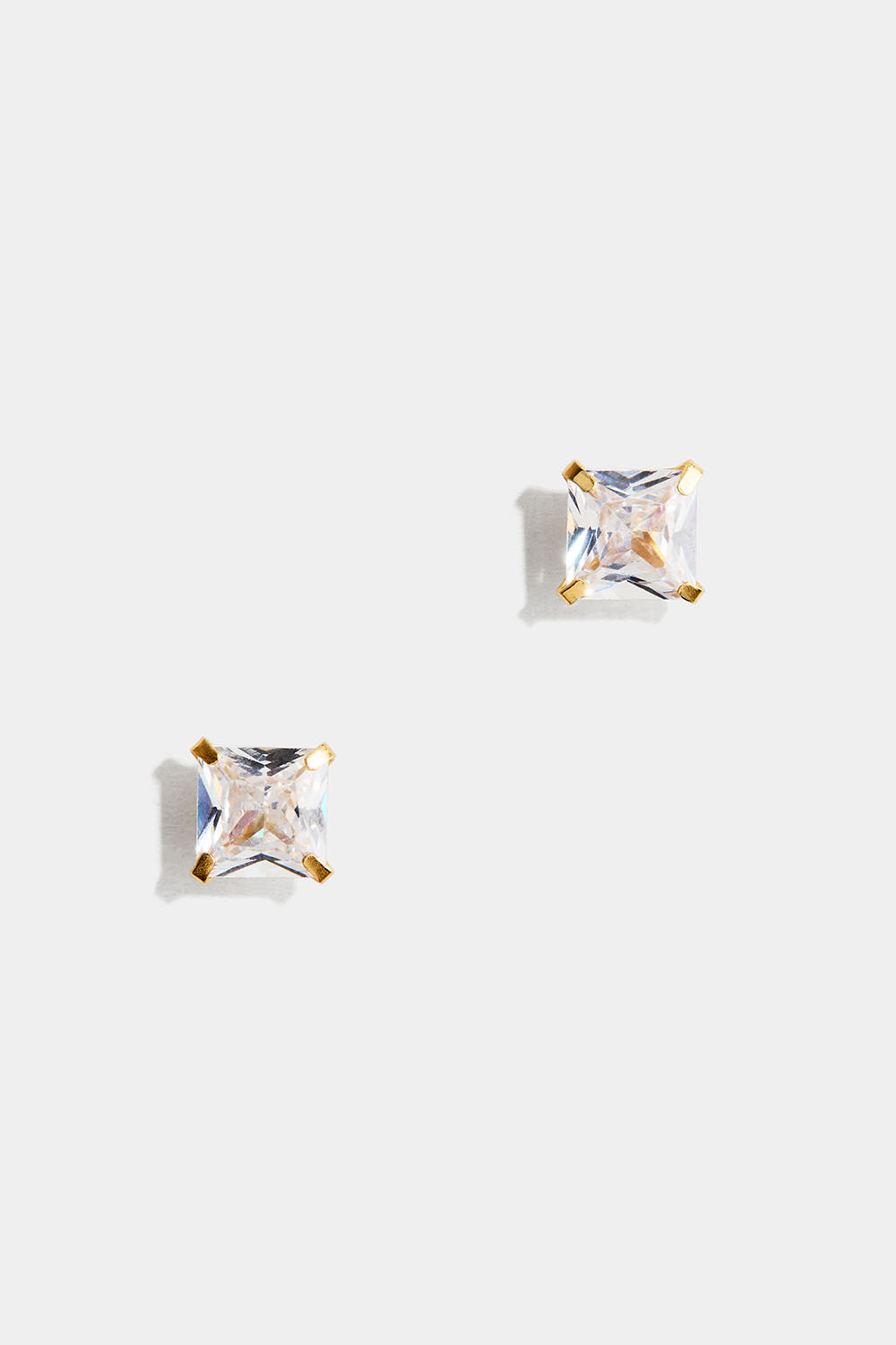 Studs i 18k guldpläterat äkta silver med kvadratisk Cubic Zirconia