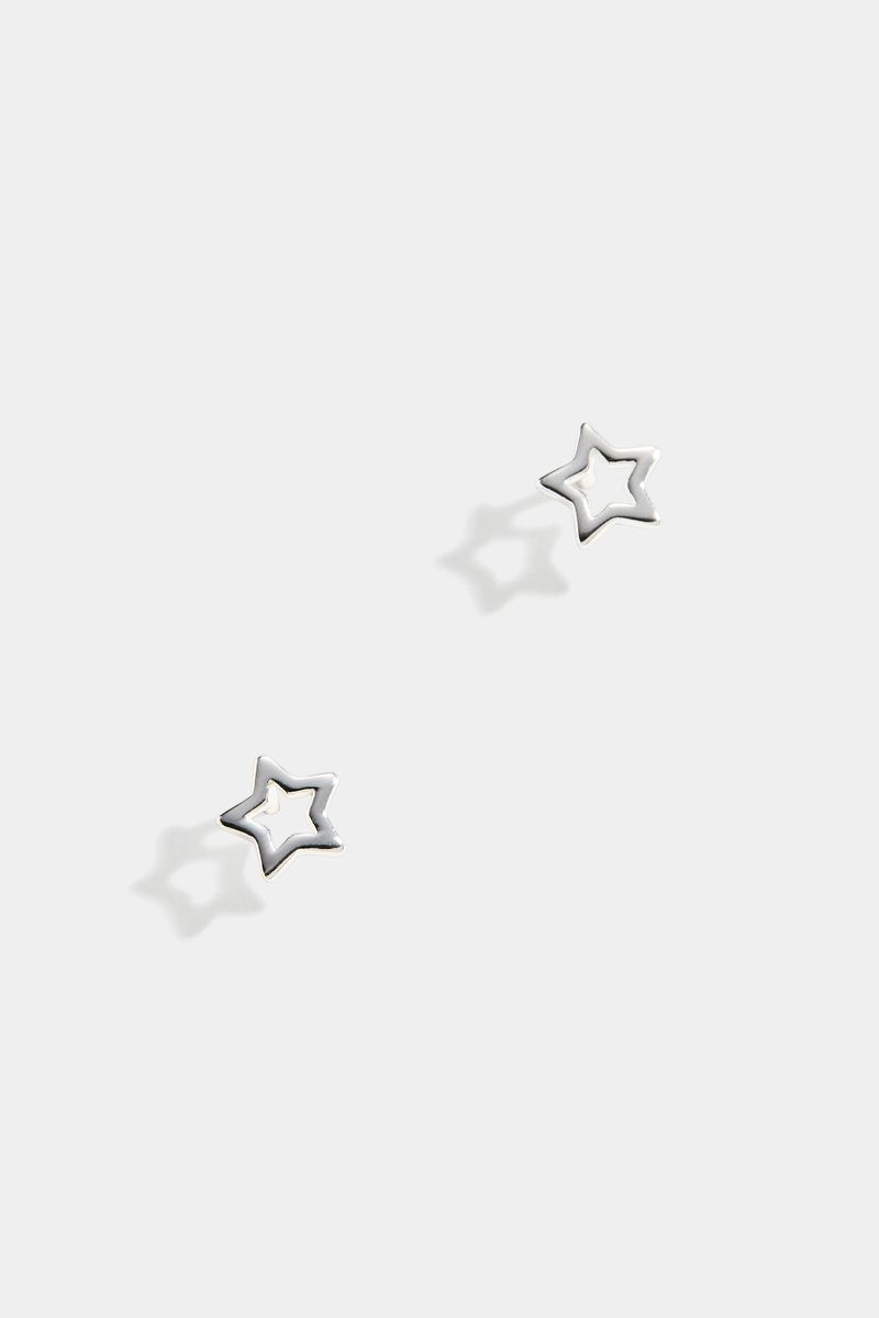 Stjärnformade studs i äkta silver