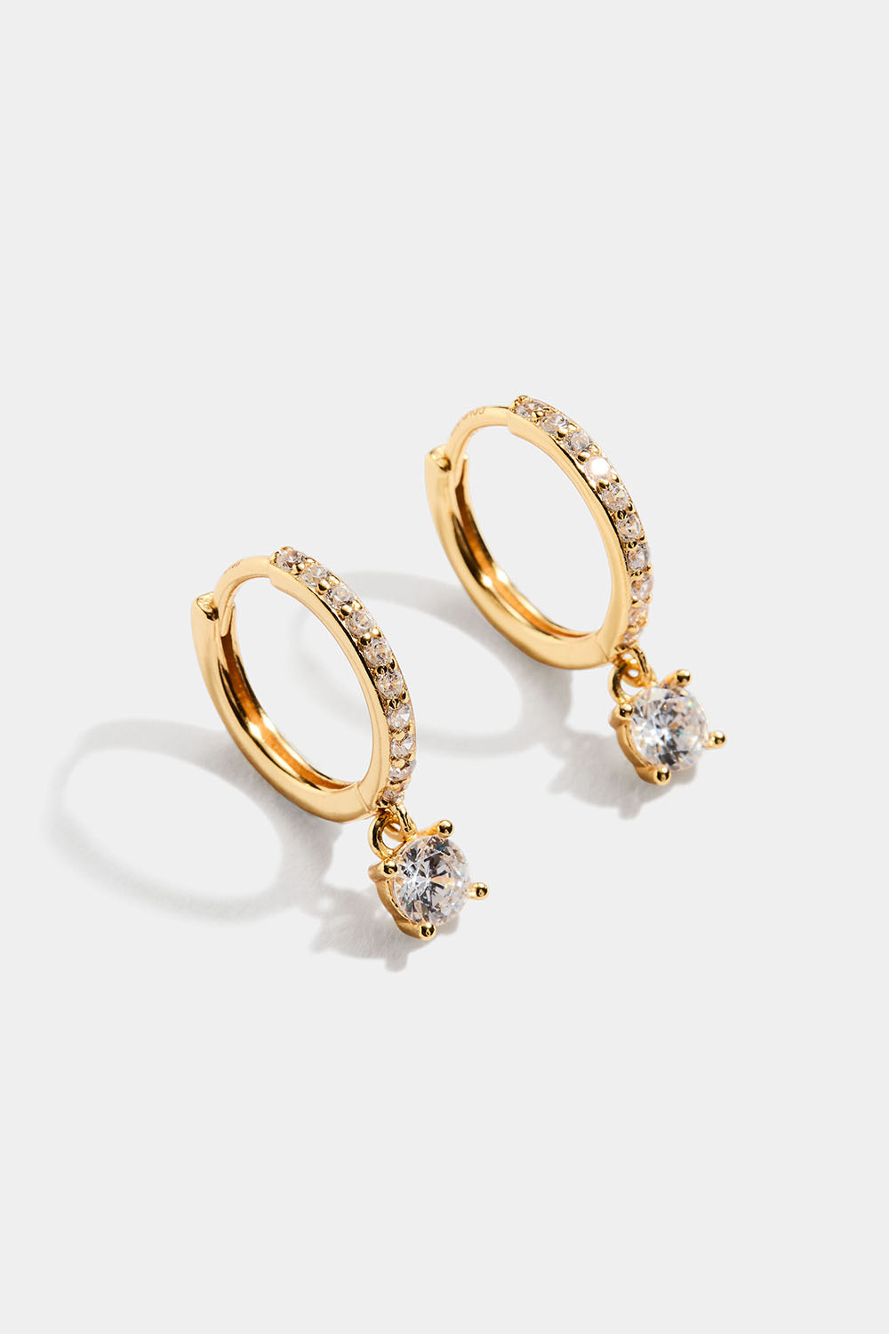 Hoops i 18k guldpläterat äkta silver med Cubic Zirconia hänge