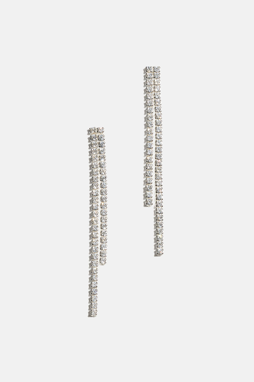 Örhängen i äkta silver med två cubic Zirconia länkar