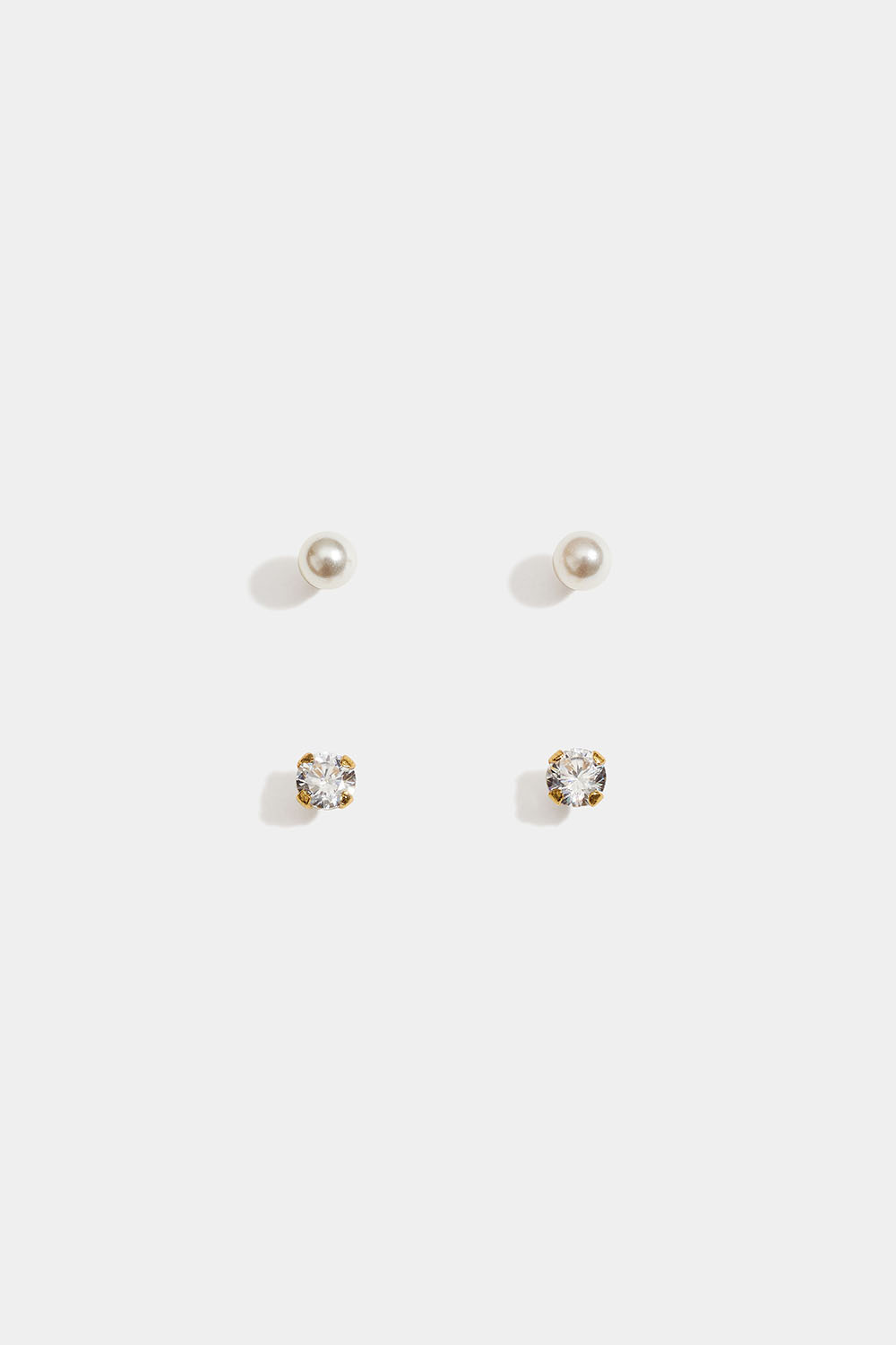 Små studs i 18k guldpläterat äkta silver med pärlor och Cubic Zirconia, 2-pack