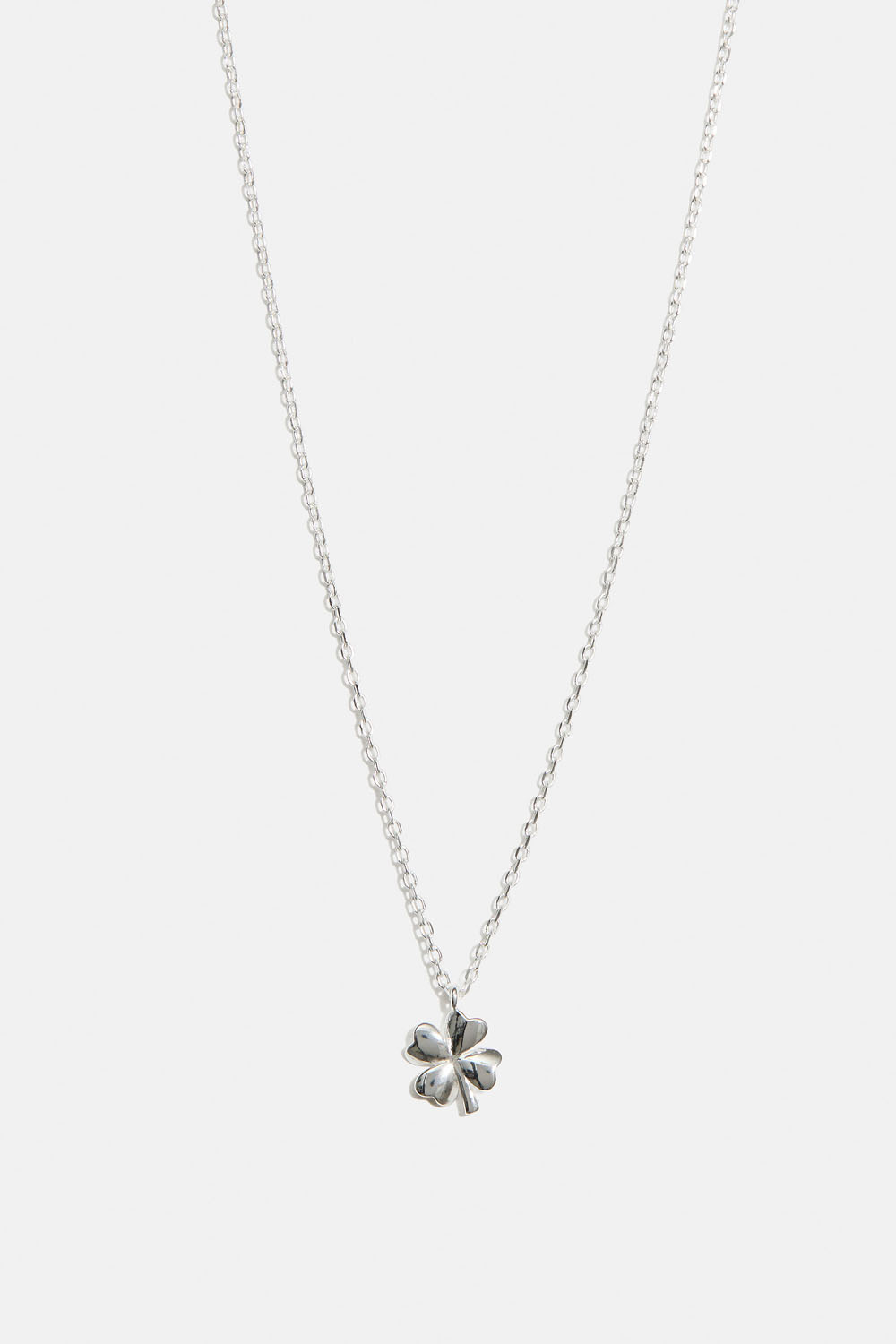 Halsband i äkta silver med klöver