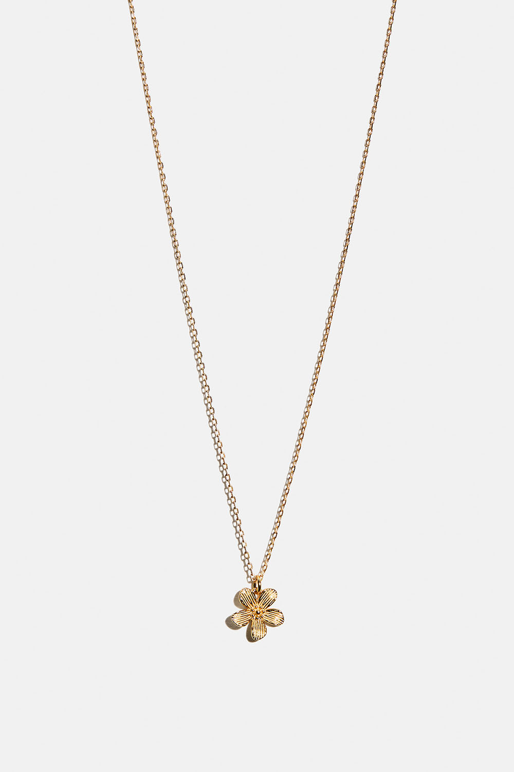Halsband i 18k guldpläterat äkta silver med texturerade blomma